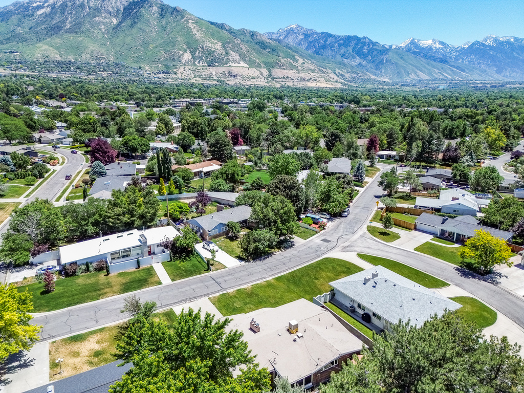 4546 ARCADIA LN photo 4