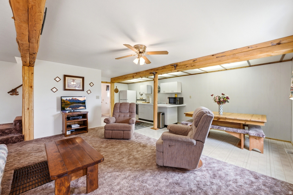 1095 W ACORN LN photo 5