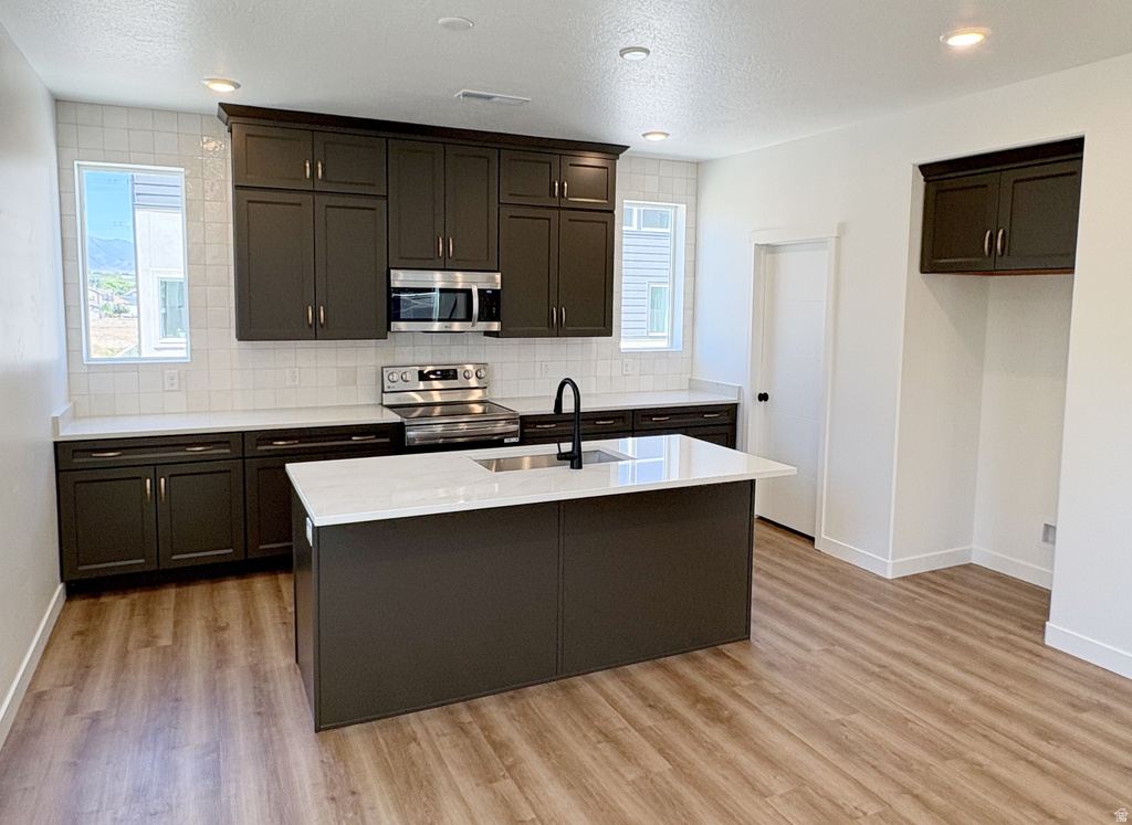923 W COALBURN WAY photo 3