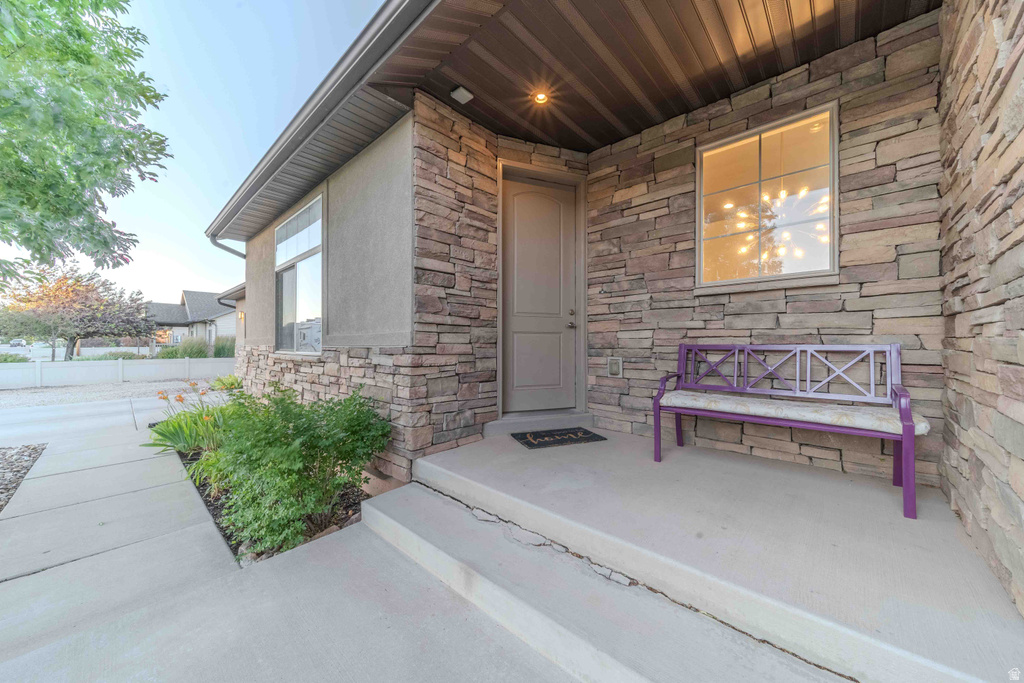 135 CONSTITUTION DR photo 5