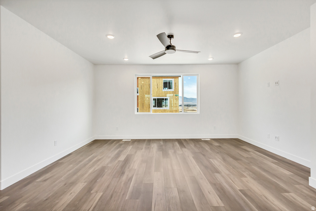 5268 N GREENFIELD WAY photo 4