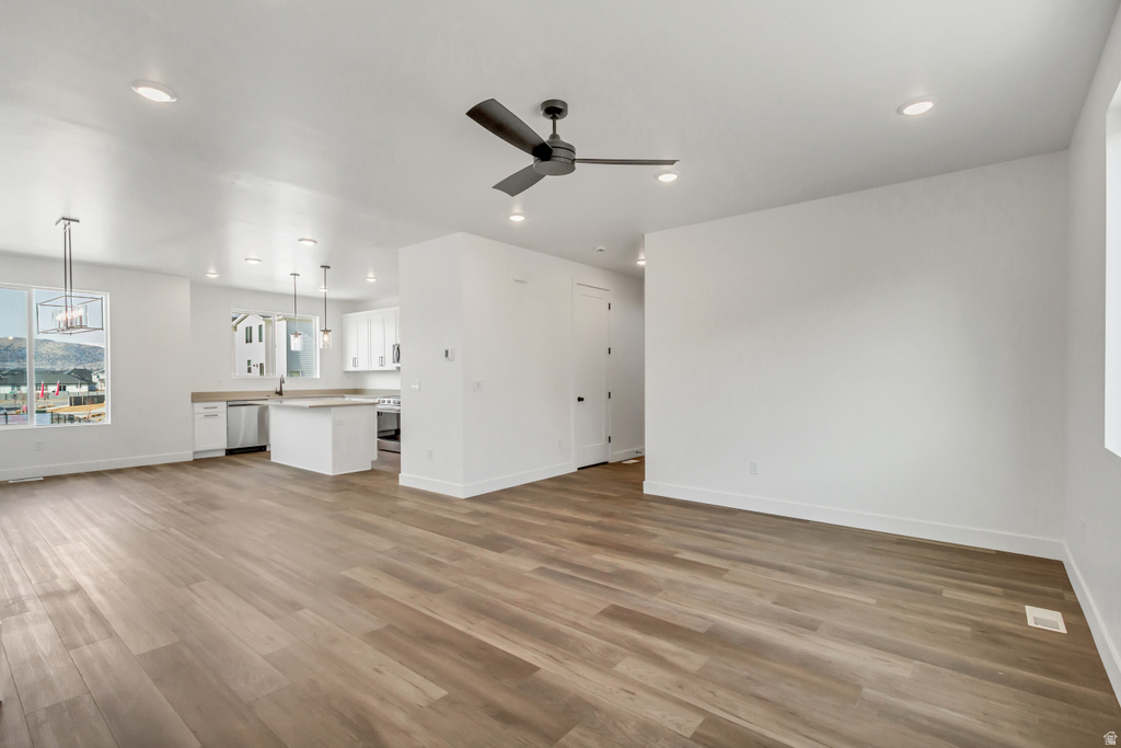 5268 N GREENFIELD WAY photo 3