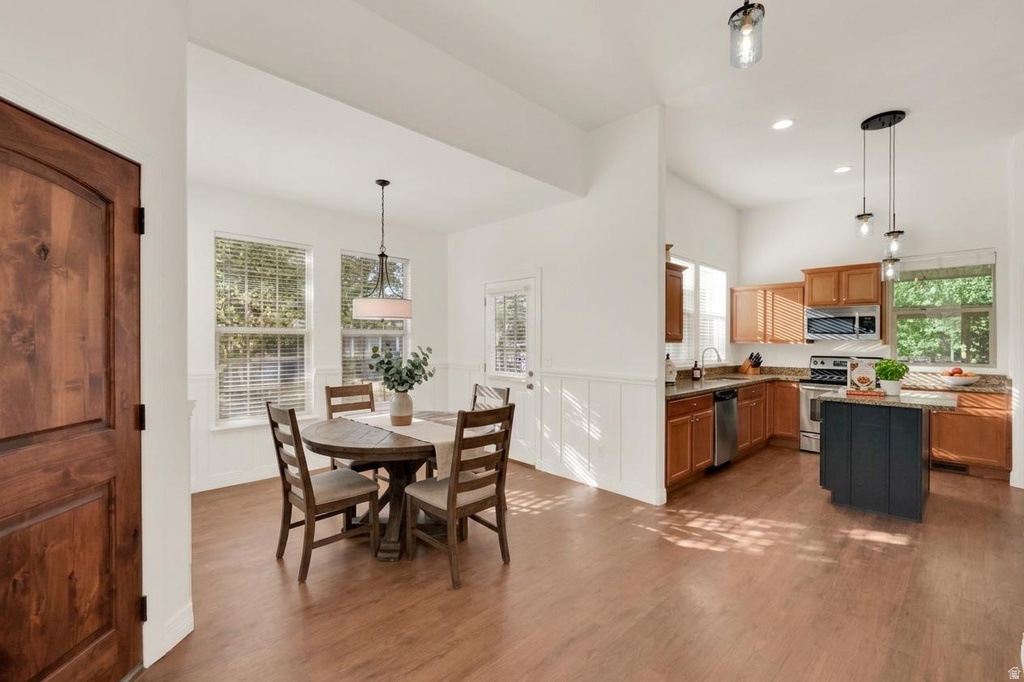 2826 W SHADY VIEW LN photo 3
