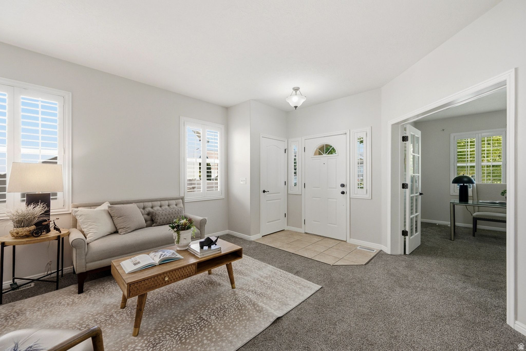4042 W SCARSBOROUGH LN photo 4