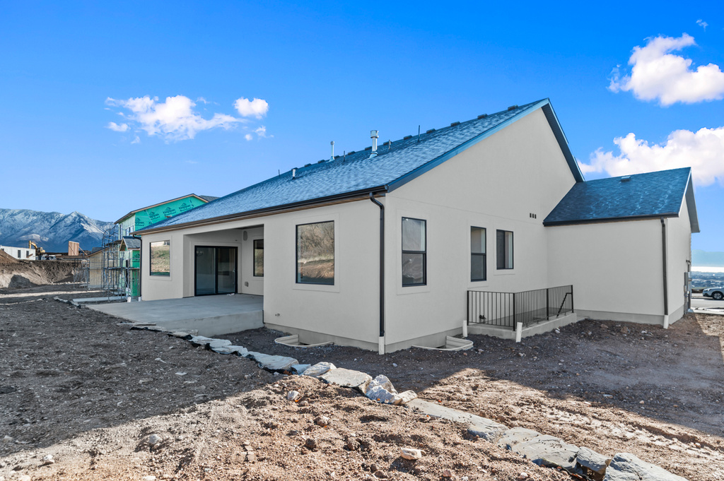 1377 N 1275 E photo 5