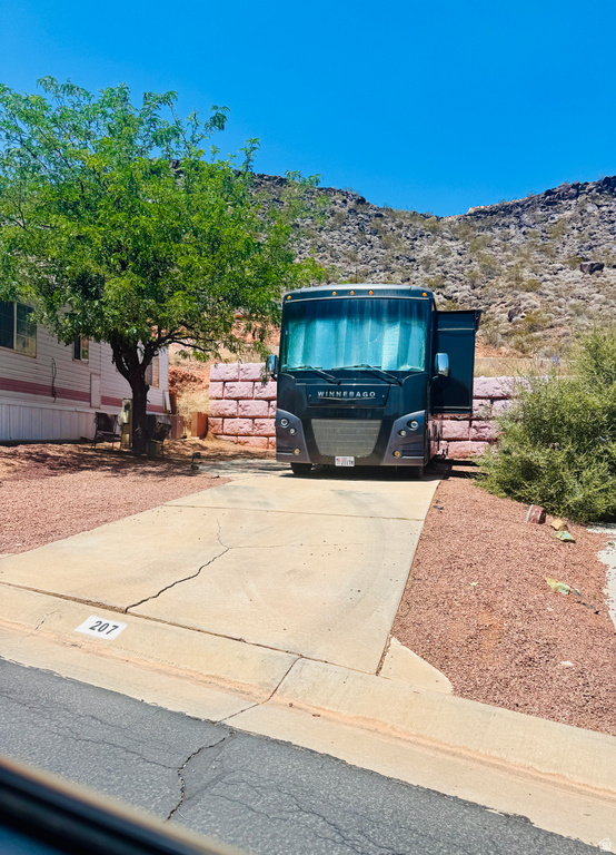 View photos for 840 N Twin Lakes Dr 840 N Twin Lakes Dr