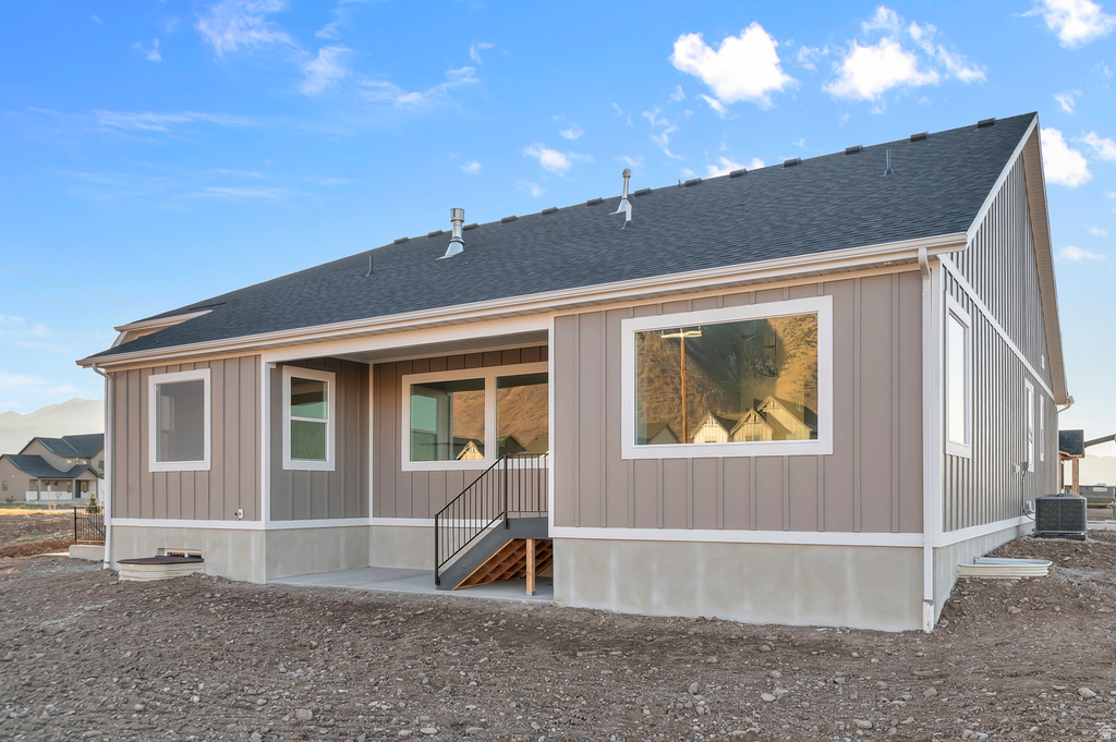1371 N 1275 E photo 4