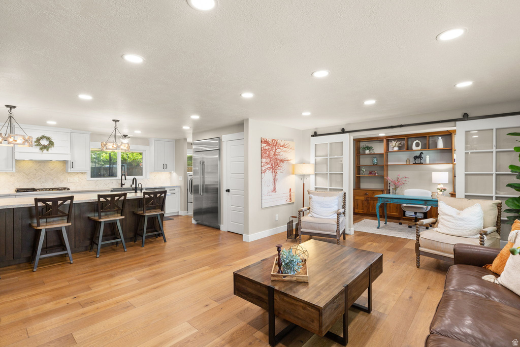 4260 TAYLOR AVE photo 3