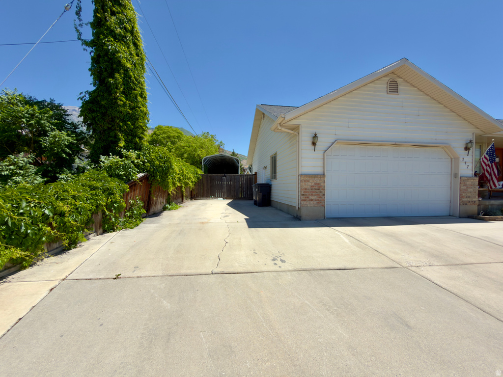 717 S 1100 E photo 4