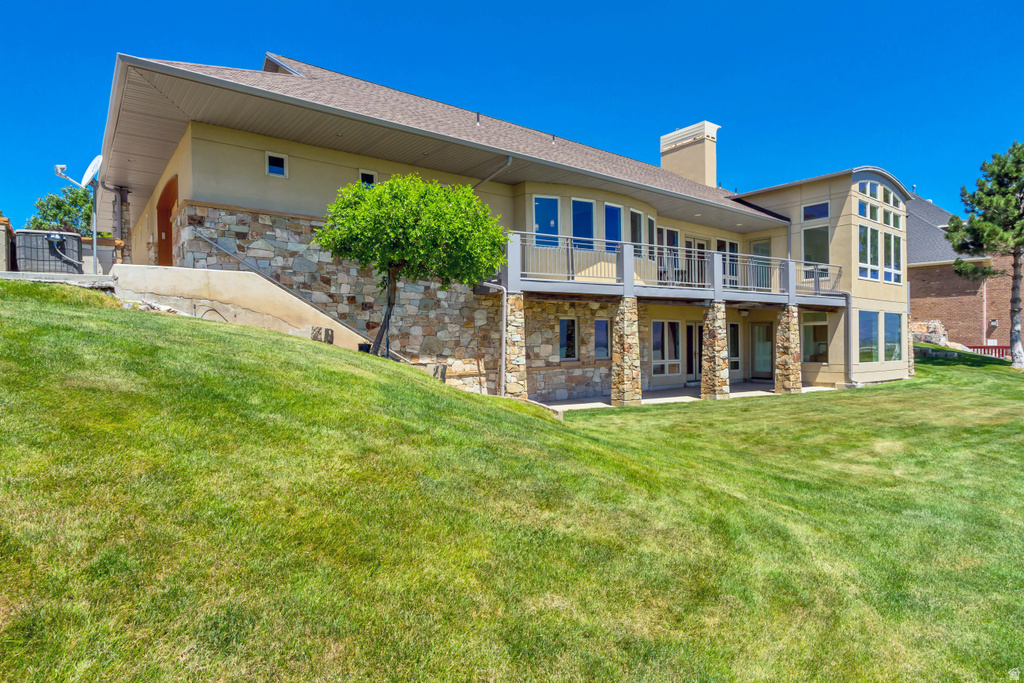 1064 S WATERSIDE DR photo 4