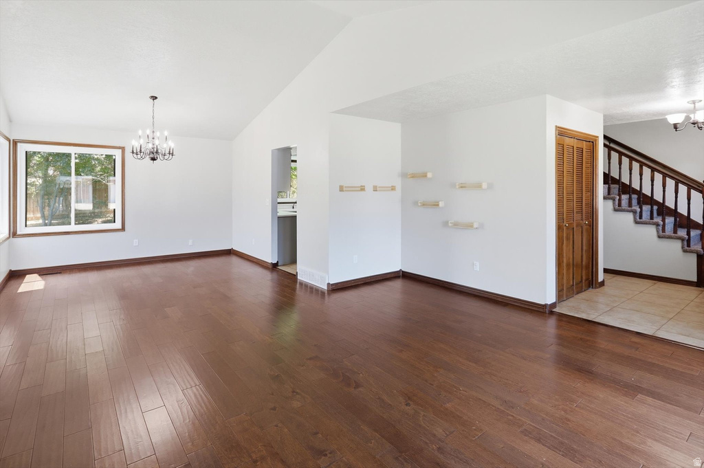 5935 S 1075 E photo 5