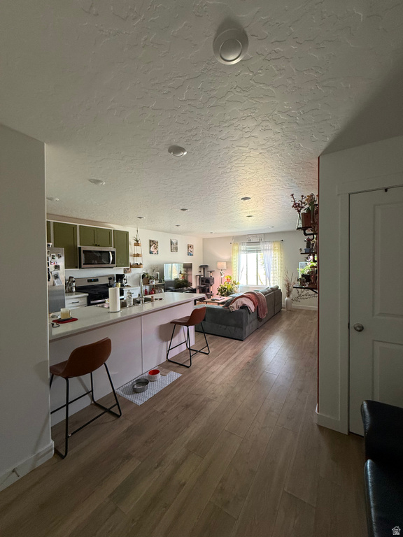 273 E SERENITY AVE photo 5