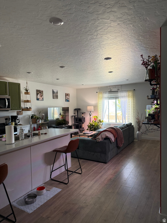 273 E SERENITY AVE photo 4