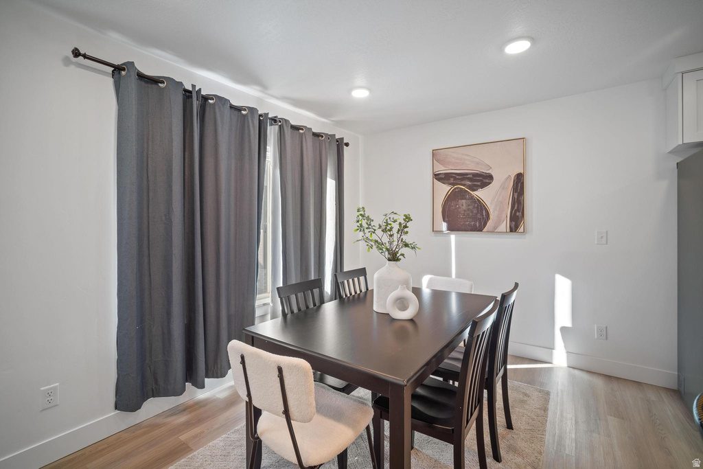 1635 E INDIGO LOOP photo 3