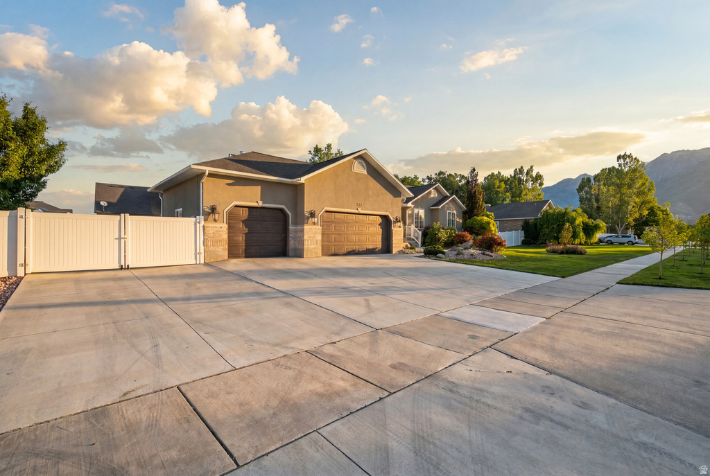 333 E ROSEWOOD PARK LN photo 2