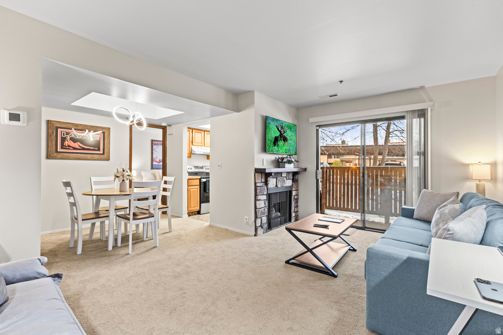 6861 N 2200 W photo 2