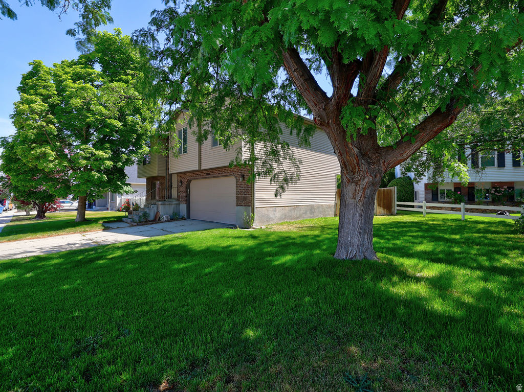 5529 S HARVEY HTS photo 4