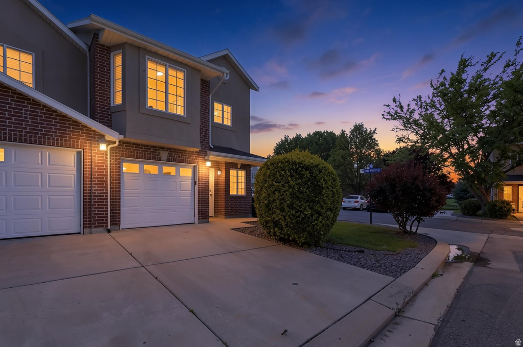 10504 S Sage Flats Way W, South Jordan, UT 84009