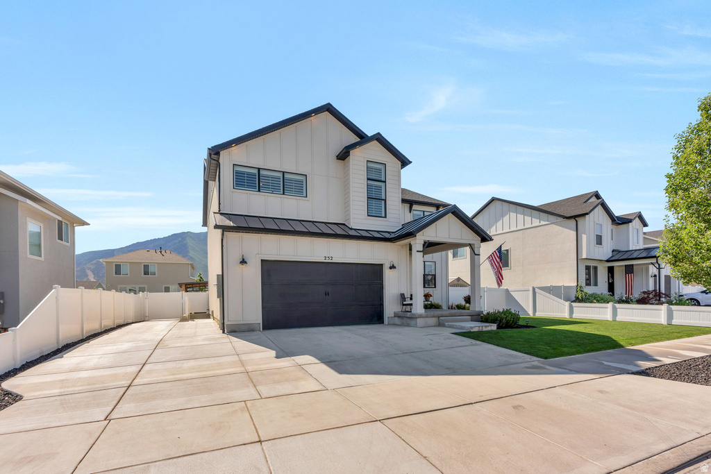 252 N SUNRISE DR photo 4