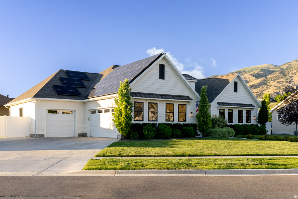 423 E 25 N photo 2