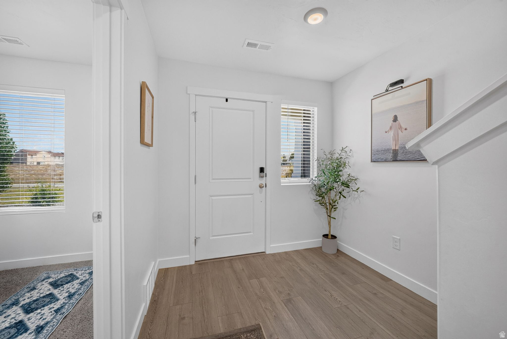 1727 E WOLVERINE WAY photo 4