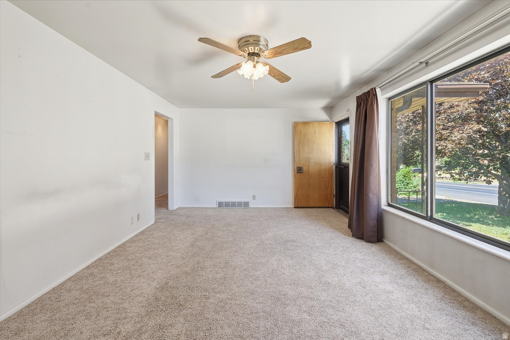 555 W 300 N photo 3