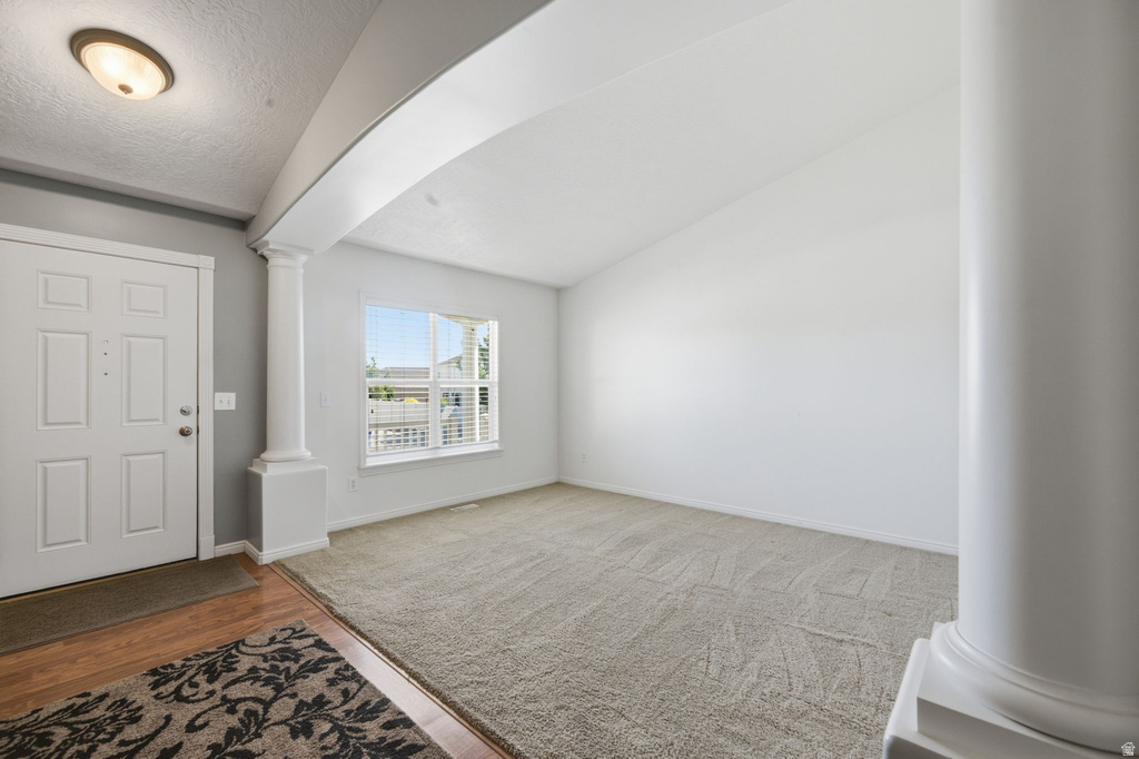 5467 W MAYFLOWER ST photo 3