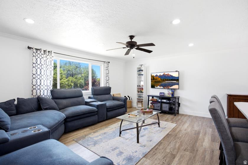 462 W 2225 S photo 3