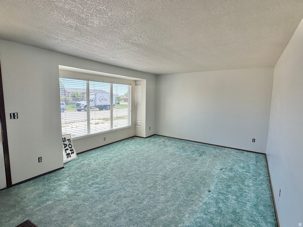 385 N COTTONWOOD DR photo 3