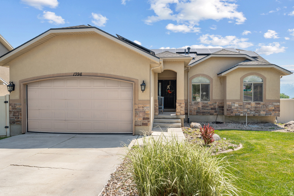 1396 S LUKAS LN photo 2