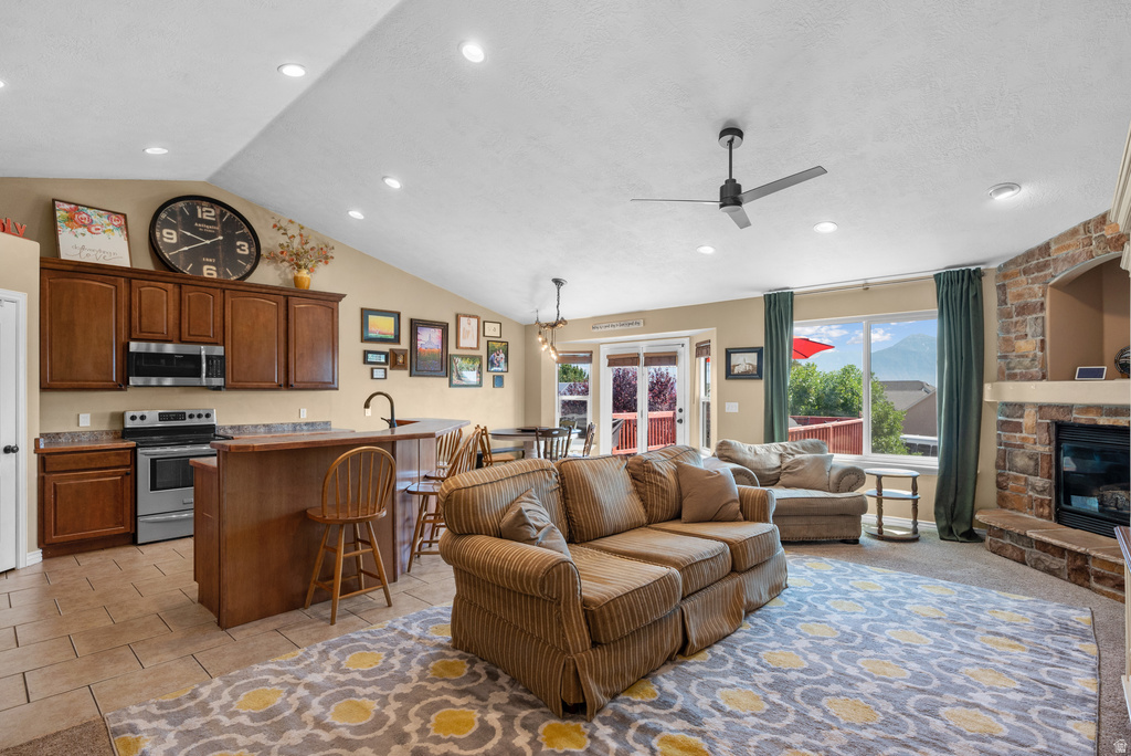 1396 S LUKAS LN photo 4