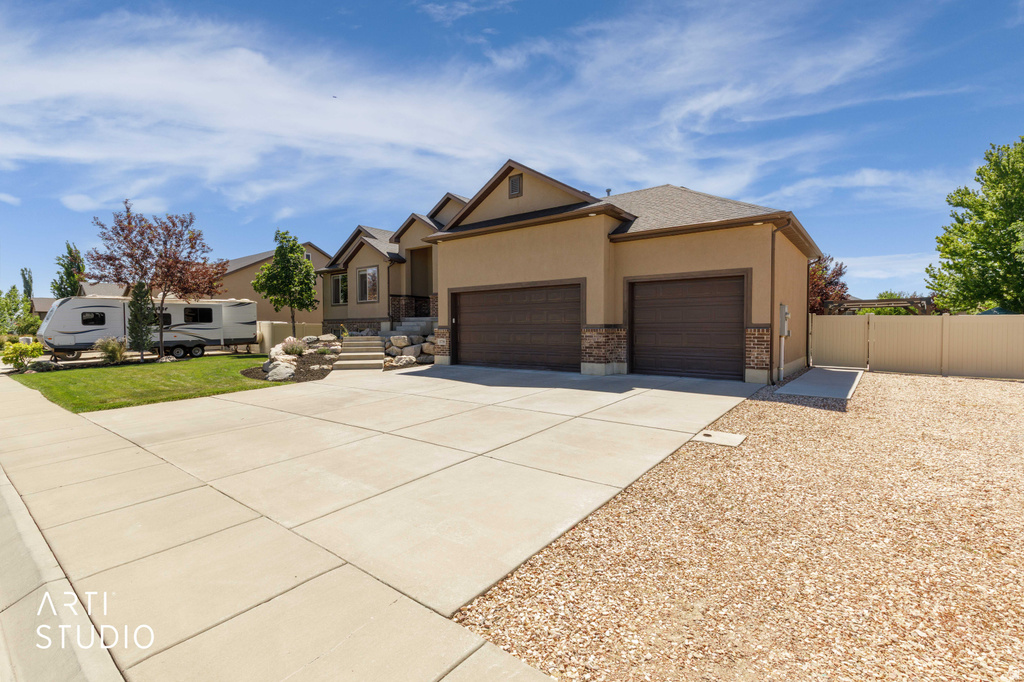 3739 S 3525 W photo 2