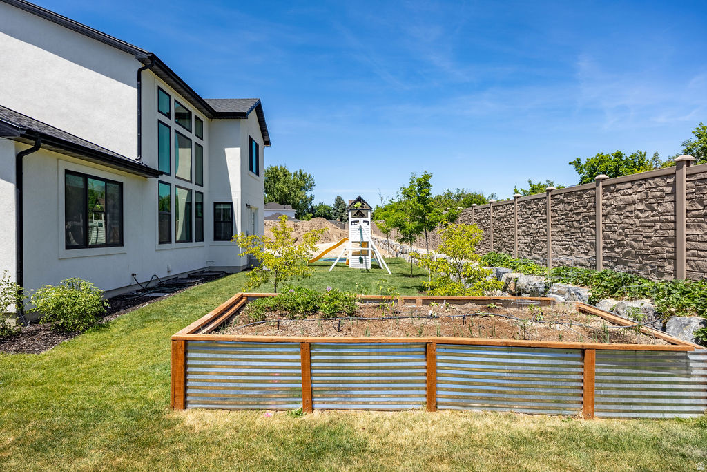 630 N 275 E photo 5
