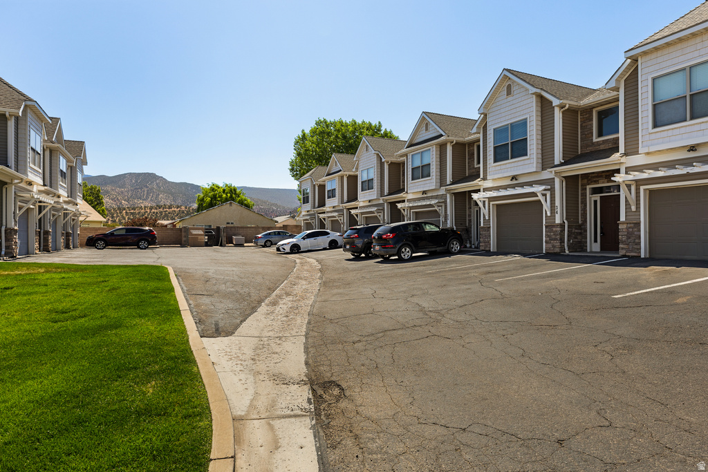 1288 N CEDAR BLVD photo 4