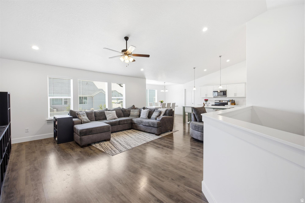 100 E GILBERT PEAK WAY photo 5