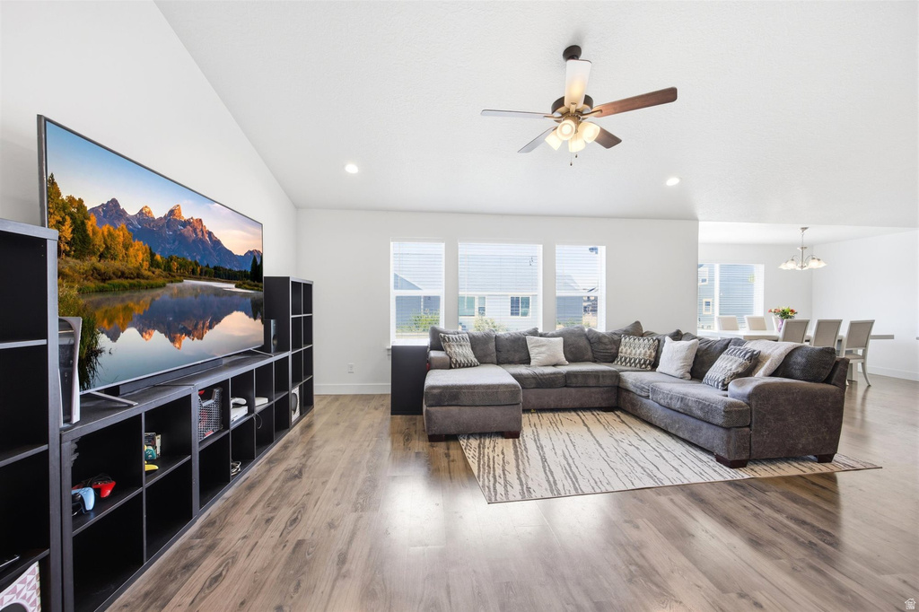 100 E GILBERT PEAK WAY photo 4