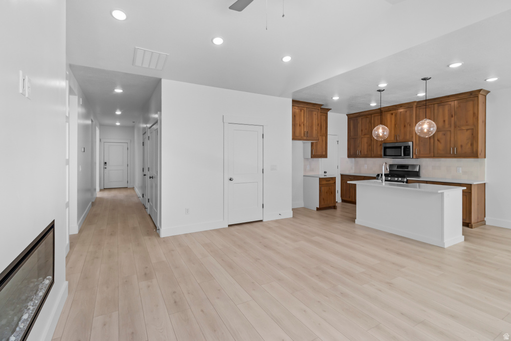 1582 N 2300 W photo 2