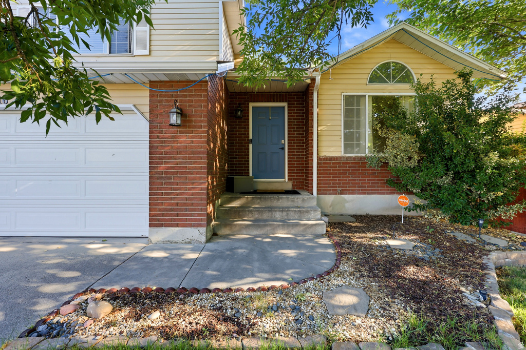5016 W SHOOTING STAR AVE photo 3