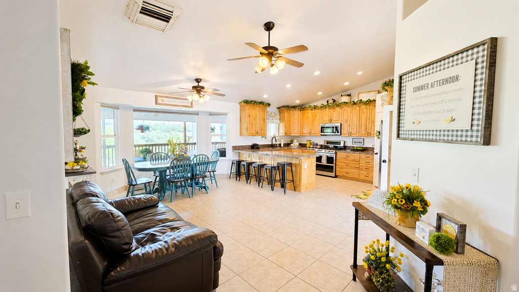1518 W RIVER WILLOW CT photo 2