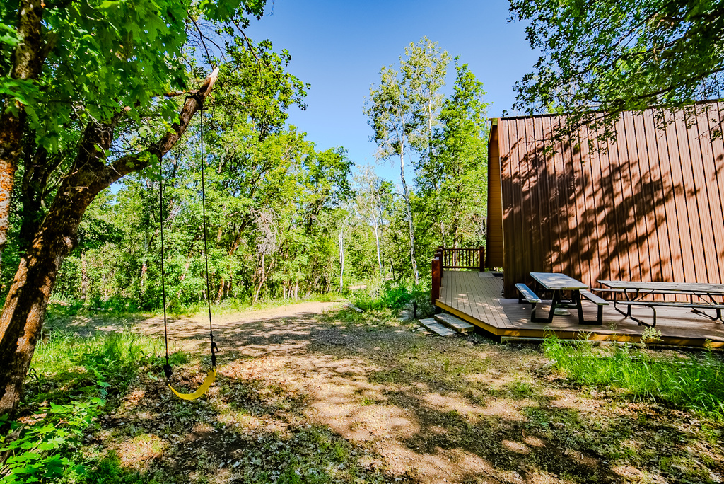 1074 EDGEWOOD DR photo 5