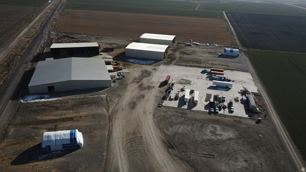 6615 W 6400 N RD photo 3