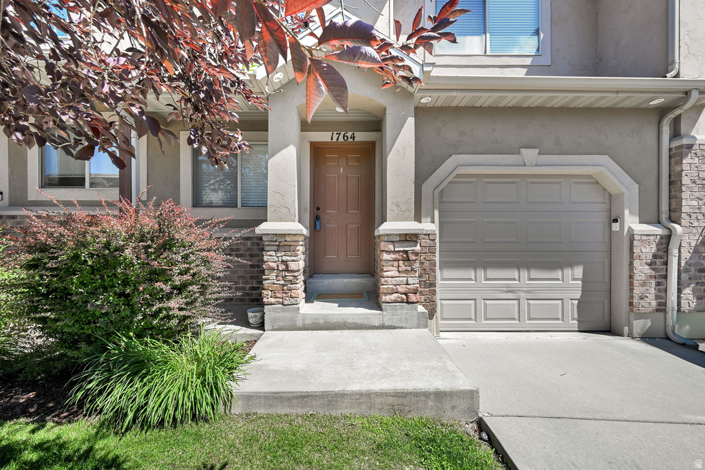 1764 W 5050 S photo 2