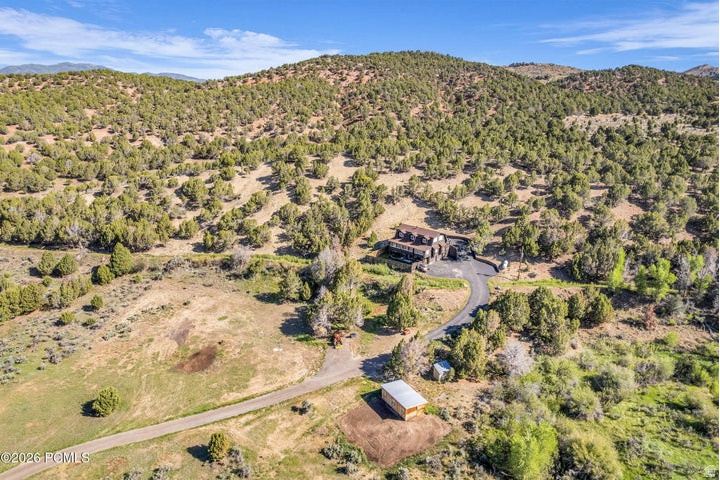 8398 N HIGHWAY 302 photo 3