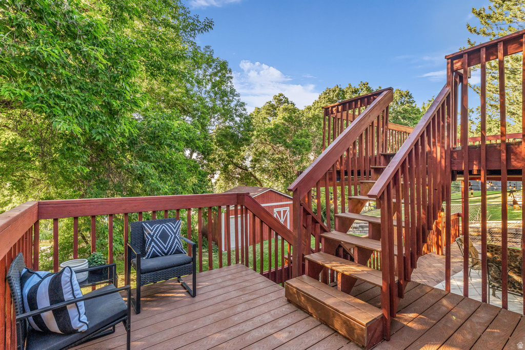 2600 DEER RUN DR photo 3