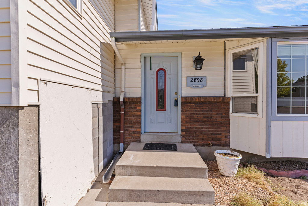2898 W 4425 S photo 4