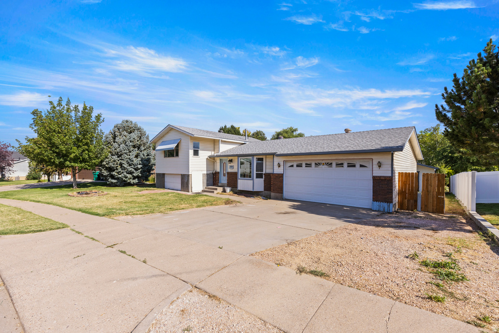 2898 W 4425 S photo 3