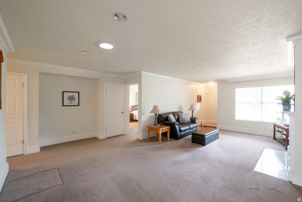 1420 E SAXONY S PL photo 5