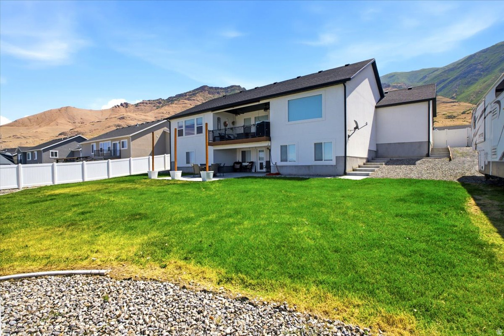 8271 N IRON HORSE DR photo 5