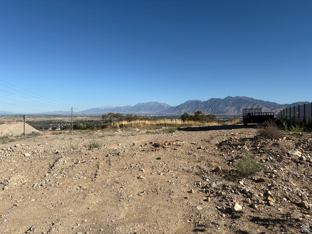 View photos for 761 E Ridge Dr 761 E Ridge Dr