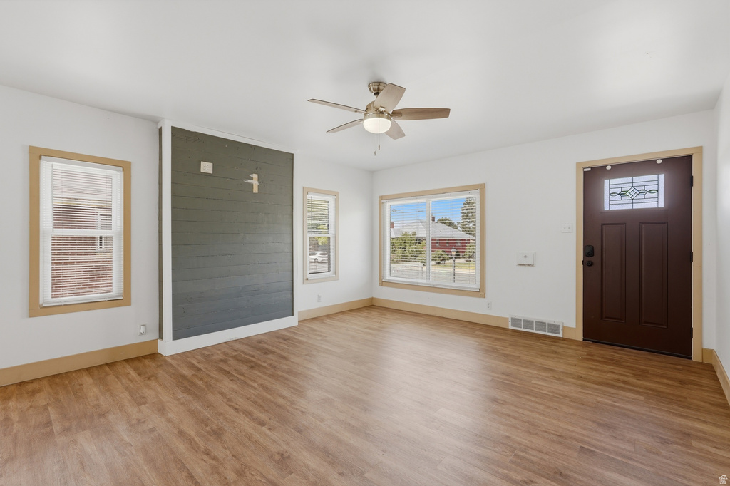 1116 LIBERTY AVE photo 3